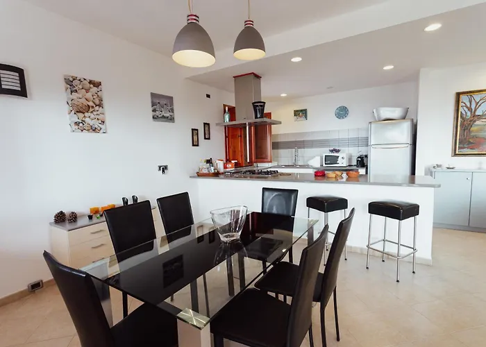 Casa Indipendente Con Vista Mare