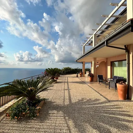Casa Indipendente Con Vista Mare *
