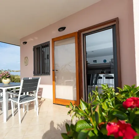 Casa Indipendente Con Vista Mare *