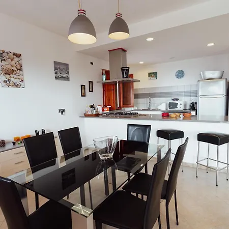 Casa Indipendente Con Vista Mare