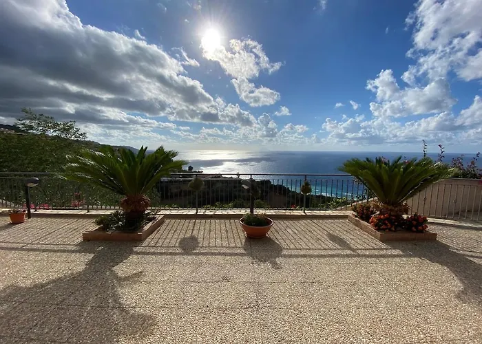 Casa Indipendente Con Vista Mare * 赞布隆内