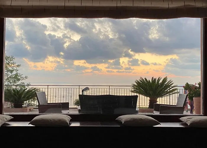 Casa Indipendente Con Vista Mare *